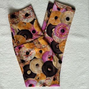 Emily Hsu Donut Yoga Leggings (Cropped Length)